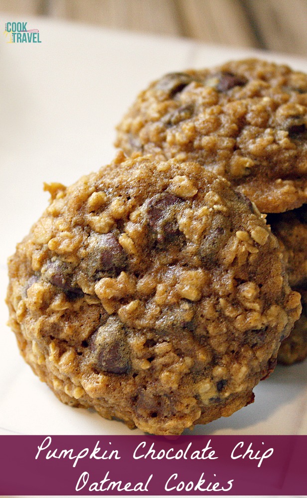 Pumpkin Chocolate Chip Oatmeal Cookies