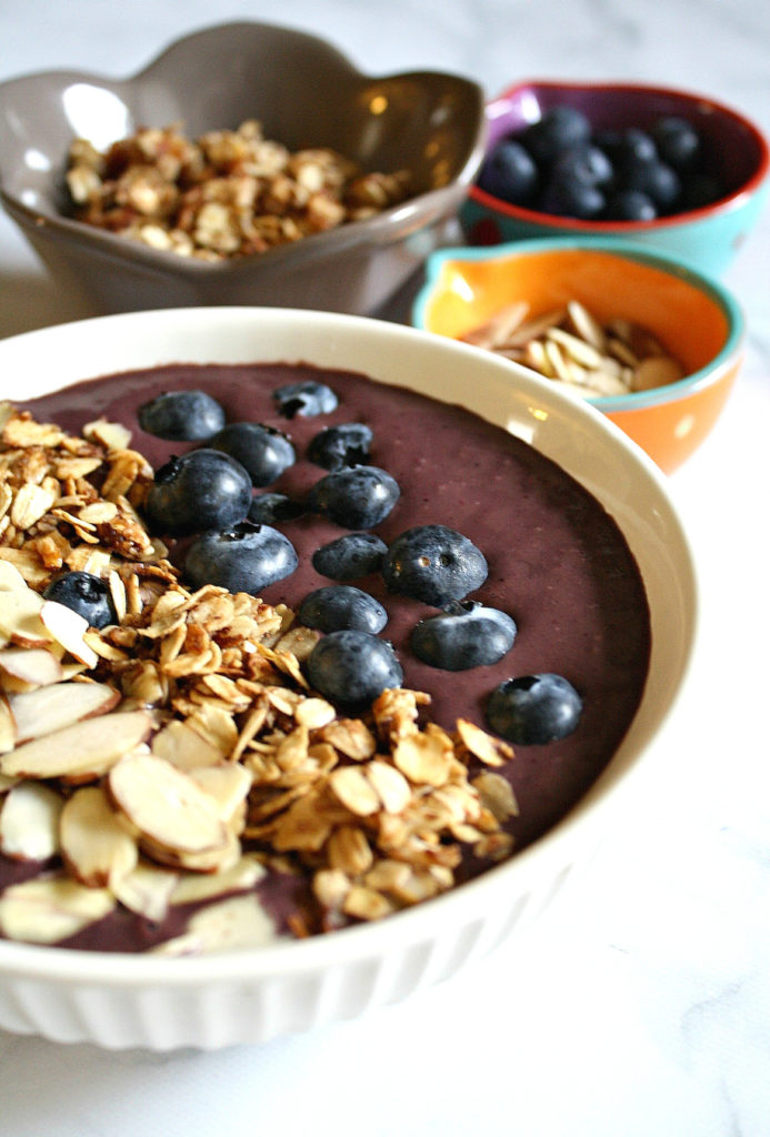 Healthy Acai Smoothie Bowl - Can Cook, Will Travel